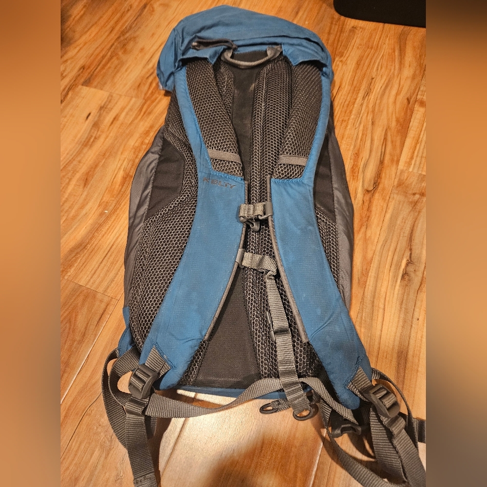 Blue and Gray Hiking Backpack - Picture 4 of 7